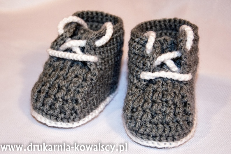 F2
